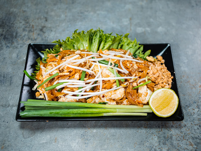 Comentarii opinii despre N-Joy Thai Kitchen