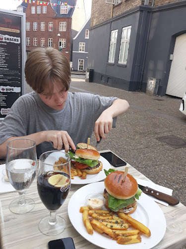 Comentarii opinii despre Black Angus