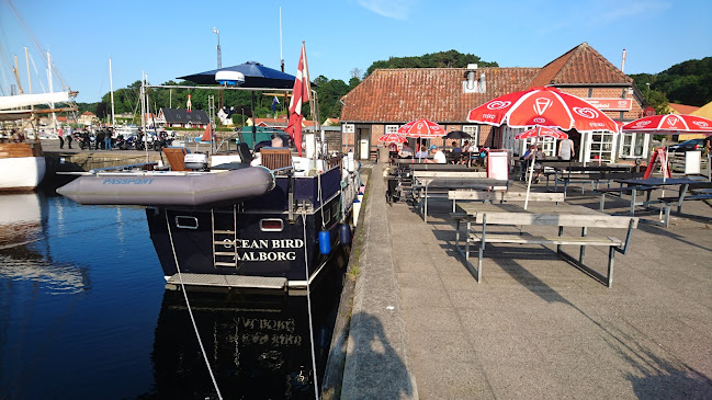 Opinii despre Havnens Grill & Ishus în Mariager - Gastronomi og hotelvirksomhed