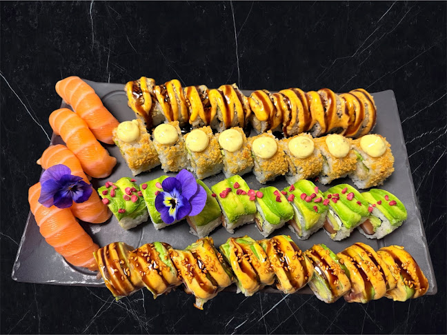 King Running Sushi & Wok - Gastronomi og hotelvirksomhed