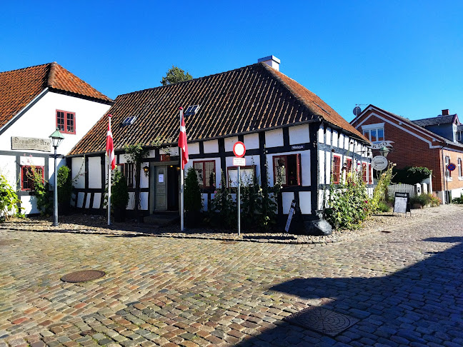 Den skæve Kro - Gastronomi og hotelvirksomhed