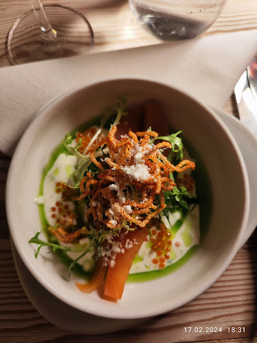 Den Gyldne Okse - Gastronomi og hotelvirksomhed