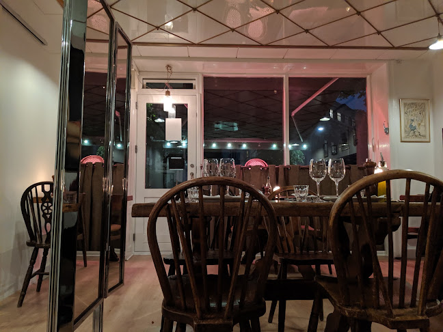 Opinii despre Hos Fischer în København - Gastronomi og hotelvirksomhed