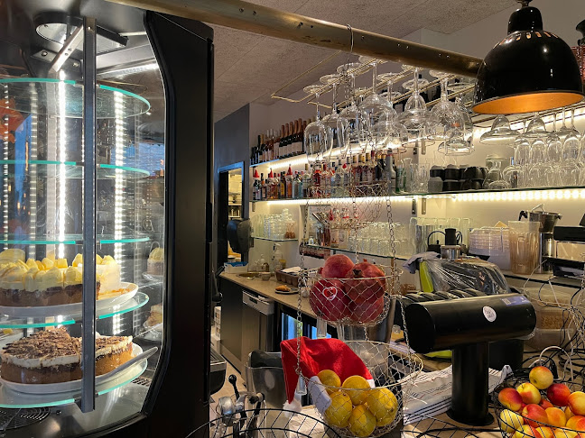 Viggo Kampmanns Plads 5, 2300 København