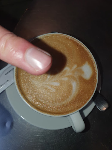 Comentarii opinii despre Cafe EUROPA 1989