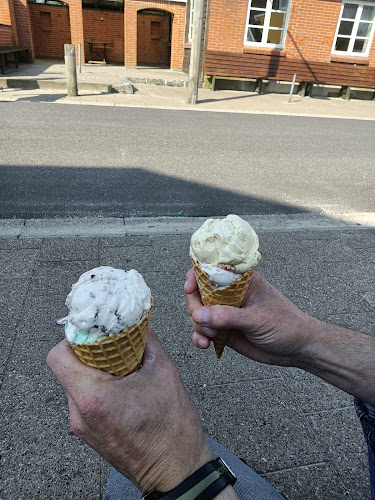 Opinii despre Nivi Gelato în Ringkøbing - Gastronomi og hotelvirksomhed