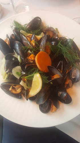 Cafe Wilder - Gastronomi og hotelvirksomhed