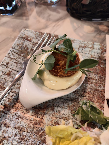 Café Nöa'h - Gastronomi og hotelvirksomhed