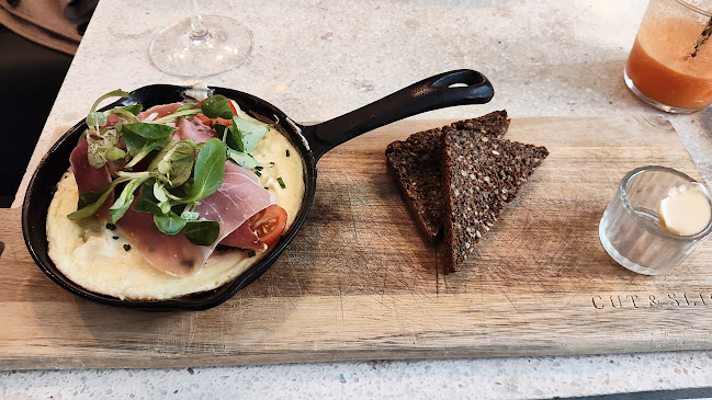 Coffee and dining Room - Gastronomi og hotelvirksomhed