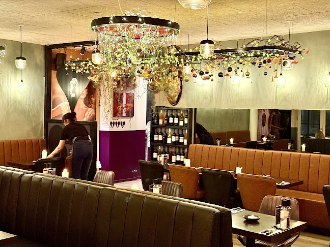 Cafe Cosy - Gastronomi og hotelvirksomhed