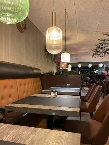 Lystrup Café & Familierestaurant - Gastronomi og hotelvirksomhed