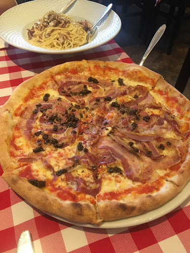 Opinii despre La Perla în København - Gastronomi og hotelvirksomhed