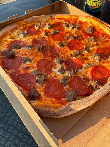 Opinii despre Horne Pizza & Grill în Hirtshals - Gastronomi og hotelvirksomhed