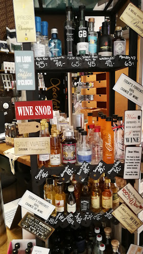 Vinspecialisten Rosengårdcentret ApS - Gastronomi og hotelvirksomhed