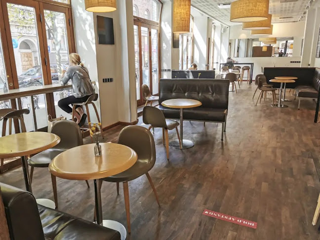 Comentarii opinii despre Emmerys