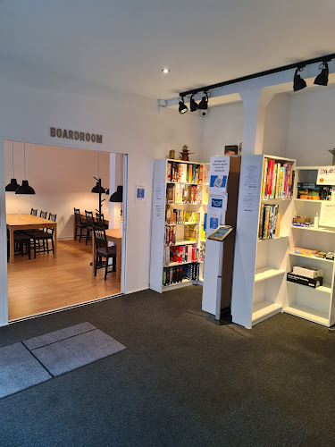 Nerd Cave - Gastronomi og hotelvirksomhed