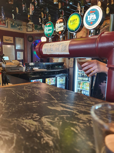 Opinii despre Benni's Bar în København - Gastronomi og hotelvirksomhed