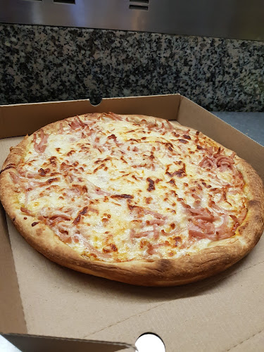 Opinii despre Roma Pizzaria & Grillbar în Slangerup - Gastronomi og hotelvirksomhed