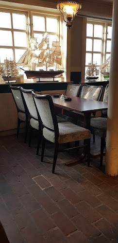 Comentarii opinii despre Fulton Kroen