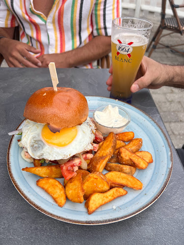 Lisestuen Cafe & Burgerbar - Gastronomi og hotelvirksomhed