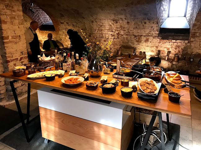 Opinii despre Madkælderen Koldinghus în Kolding - Gastronomi og hotelvirksomhed