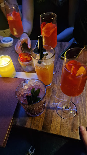 Comentarii opinii despre Blume