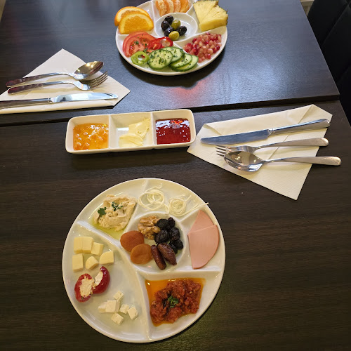 Comentarii opinii despre Sis Kulgrill