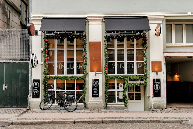 Basement Bar - Gastronomi og hotelvirksomhed