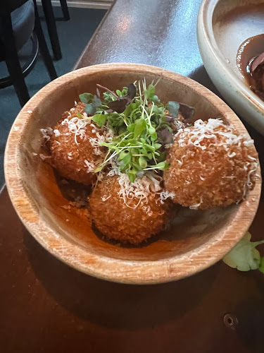 Comentarii opinii despre Vin & Gastro