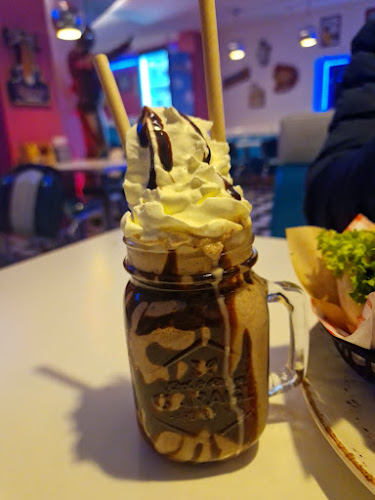 Moe'z Meat n Burger - Gastronomi og hotelvirksomhed