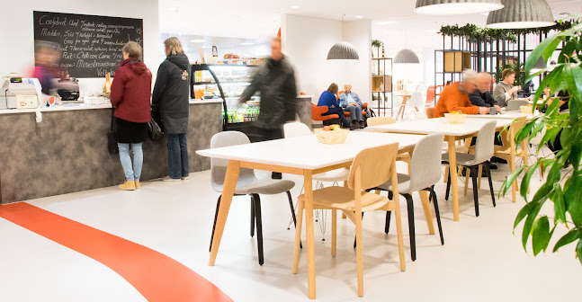 Cafe Lige efter bogen - Hjørring Biblioteks café - Gastronomi og hotelvirksomhed