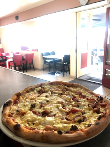 Comentarii opinii despre Torvets Burger Og Pizza