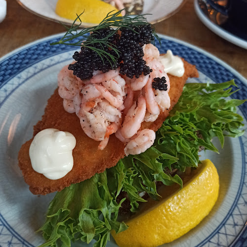 Mojoe Kitchen & Bar - Gastronomi og hotelvirksomhed