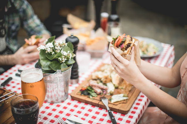 Chalet Steak & Burger - Gastronomi og hotelvirksomhed