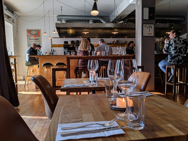 Opinii despre Toto Vin & Spisebar în København - Gastronomi og hotelvirksomhed