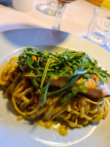 Comentarii opinii despre Café Alma