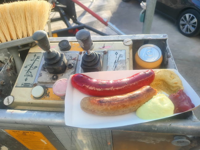 Hennings Pølsebod - Gastronomi og hotelvirksomhed