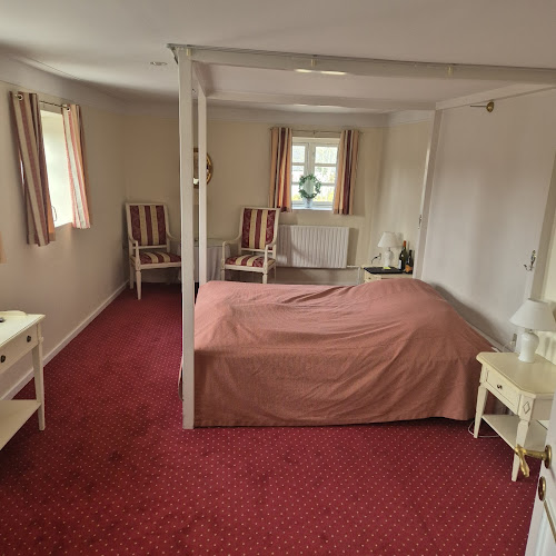 Opinii despre Reersø Kro în Gørlev - Gastronomi og hotelvirksomhed