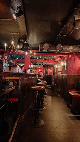 Rhino Bar - Gastronomi og hotelvirksomhed