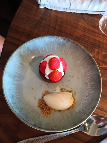 Comentarii opinii despre UNDA