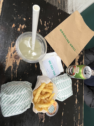 Comentarii opinii despre Gasoline Grill