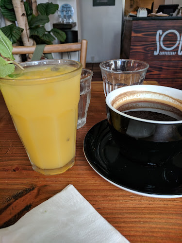 Comentarii opinii despre Social