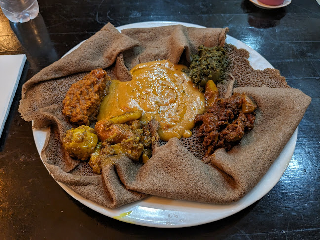 Comentarii opinii despre Injera