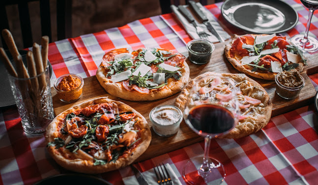 Chello's - Gastronomi og hotelvirksomhed