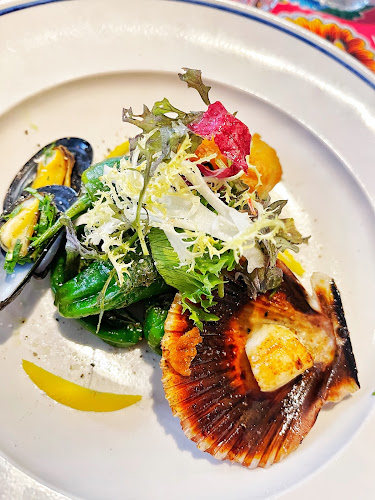 Oysters & Grill - Gastronomi og hotelvirksomhed