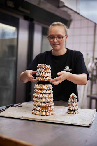 Comentarii opinii despre Palles Bageri