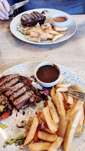 Nurs Burger & Steakhouse Restaurant - Gastronomi og hotelvirksomhed