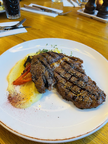 Opinii despre Ahali - Brunch, Mezze & Steaks în København - Gastronomi og hotelvirksomhed