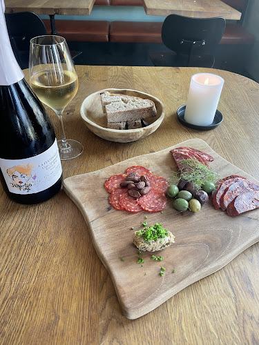 Opinii despre Trianglen 7 în København - Gastronomi og hotelvirksomhed