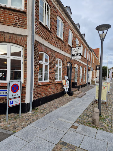 Ristorante Pizzeria Italia - Gastronomi og hotelvirksomhed